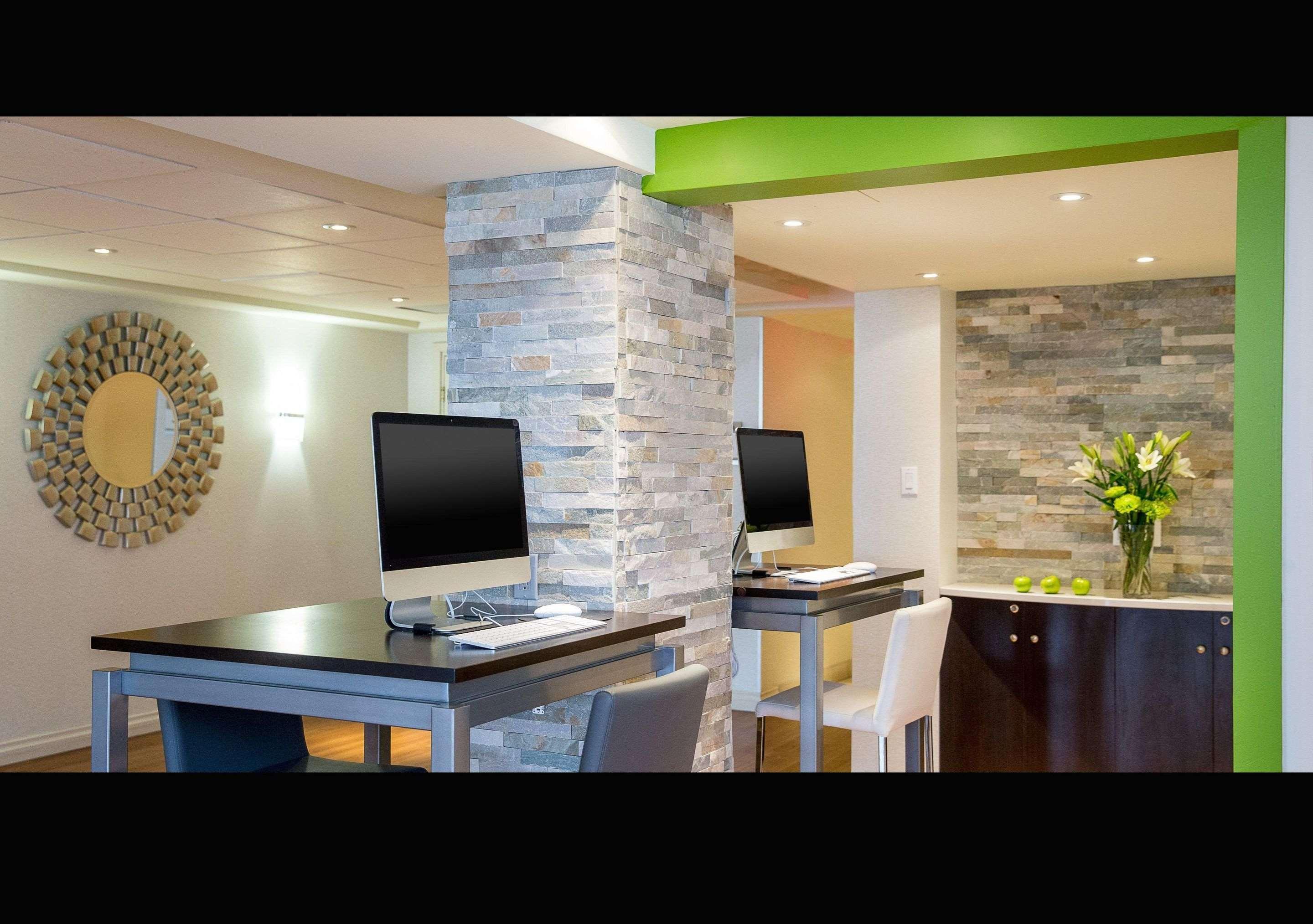 Quality Inn & Suites Brossard Luaran gambar